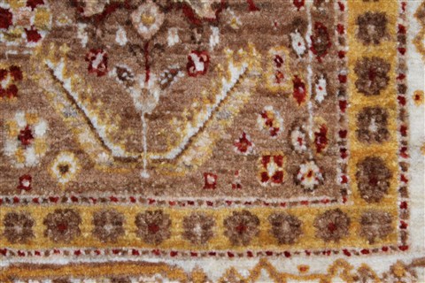 Gabbeh Beige Hand Knotted 56 X 77 Area Rug 250-27058 Image 13