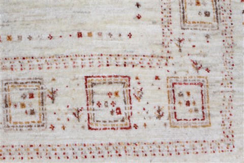 Gabbeh Beige Hand Knotted 48 X 64 Area Rug 250-27084 Image 11