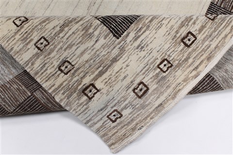 Gabbeh Beige Hand Knotted 57 X 79 Area Rug 250-27097 Image 1