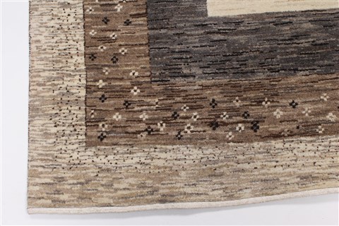 Gabbeh Beige Hand Knotted 57 X 76 Area Rug 250-27099 Image 8