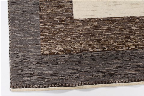 Gabbeh Beige Hand Knotted 57 X 72 Area Rug 250-27100 Image 6