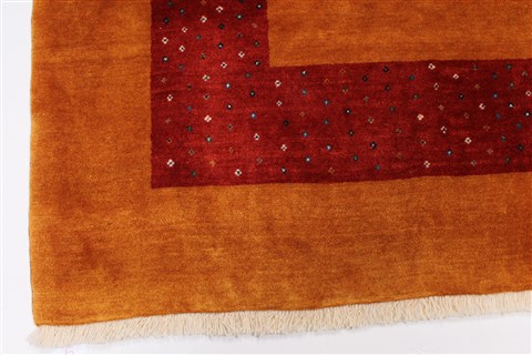 Gabbeh Beige Hand Knotted 58 X 711 Area Rug 250-27111 Image 5