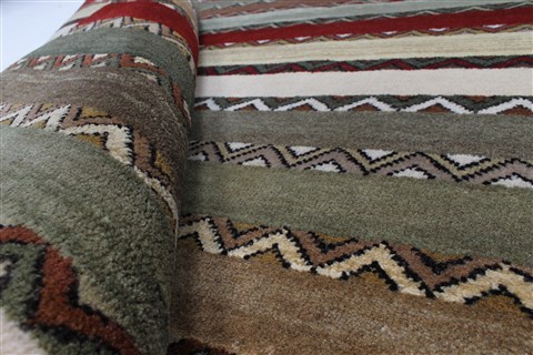 Modern Multicolor Hand Knotted 51 X 71 Area Rug 250-27125 Image 10