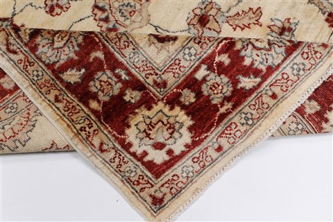 Pishavar Beige Hand Knotted 410 X 60 Area Rug 250-27127 Image 2