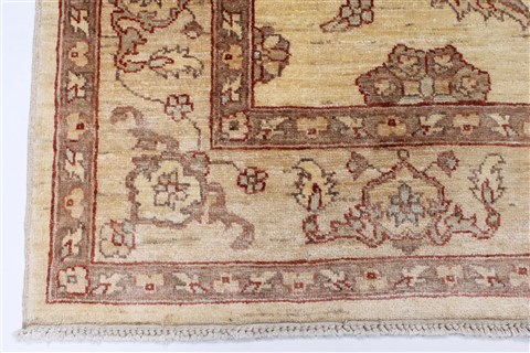 Pishavar Yellow Hand Knotted 51 X 65 Area Rug 250-27128 Image 7