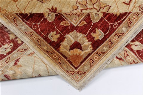Pishavar Beige Hand Knotted 50 X 63 Area Rug 250-27129 Image 2