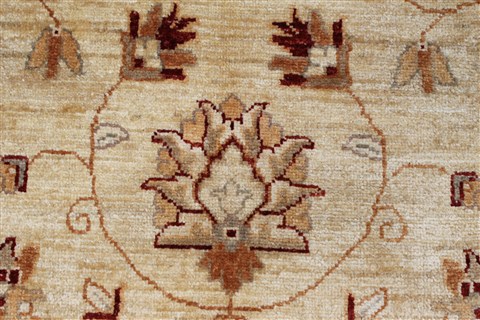 Pishavar Beige Hand Knotted 50 X 63 Area Rug 250-27129 Image 9