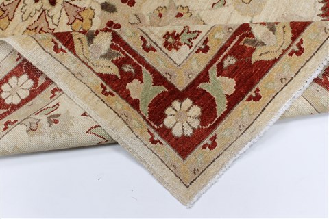 Pishavar Beige Hand Knotted 49 X 69 Area Rug 250-27131 Image 1