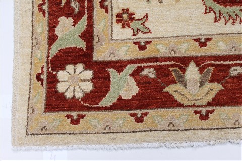 Pishavar Beige Hand Knotted 49 X 69 Area Rug 250-27131 Image 7