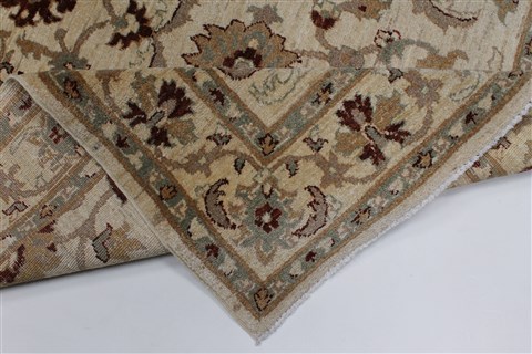 Pishavar Beige Hand Knotted 51 X 71 Area Rug 250-27133 Image 3
