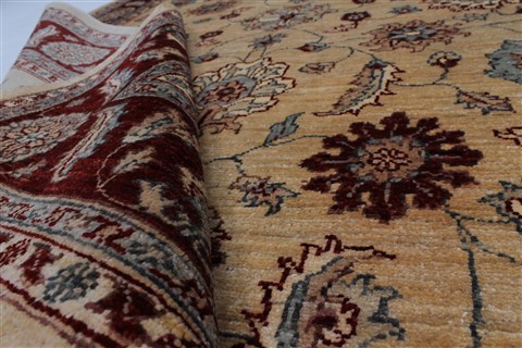 Pishavar Beige Hand Knotted 50 X 68 Area Rug 250-27139 Image 1