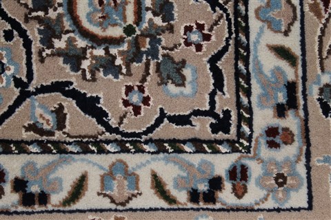 Nain Beige Hand Knotted 57 X 79 Area Rug 250-27152 Image 12
