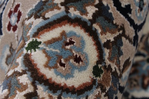 Nain Beige Hand Knotted 57 X 79 Area Rug 250-27152 Image 13