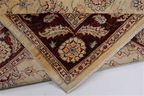 Pishavar Beige Hand Knotted 411 X 68 Area Rug 250-27163 Image 2