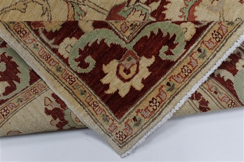 Pishavar Beige Hand Knotted 52 X 67 Area Rug 250-27165 Image 2