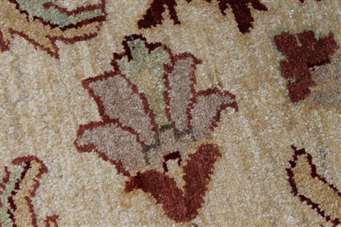Pishavar Beige Hand Knotted 52 X 67 Area Rug 250-27165 Image 9
