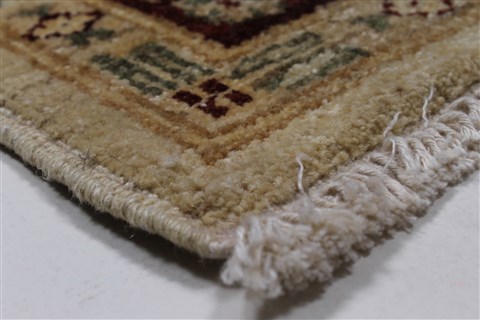 Pishavar Beige Hand Knotted 49 X 68 Area Rug 250-27172 Image 8