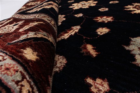Pishavar Beige Hand Knotted 50 X 64 Area Rug 250-27174 Image 2