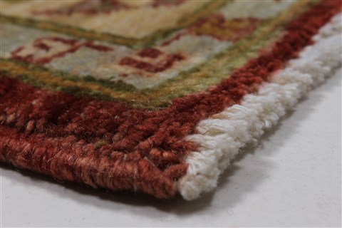 Pishavar Beige Hand Knotted 50 X 70 Area Rug 250-27176 Image 7