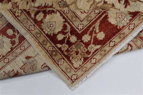 Pishavar Beige Hand Knotted 53 X 67 Area Rug 250-27179 Image 4