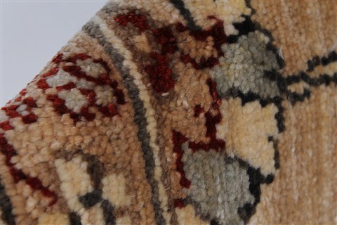 Pishavar Beige Hand Knotted 53 X 69 Area Rug 250-27187 Image 10