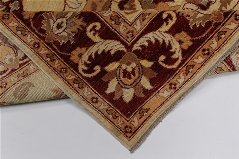 Pishavar Beige Hand Knotted 55 X 70 Area Rug 250-27190 Image 3