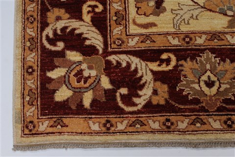 Pishavar Beige Hand Knotted 55 X 70 Area Rug 250-27190 Image 7