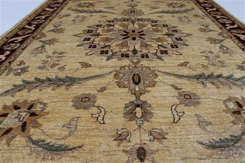 Pishavar Beige Hand Knotted 50 X 67 Area Rug 250-27194 Image 3