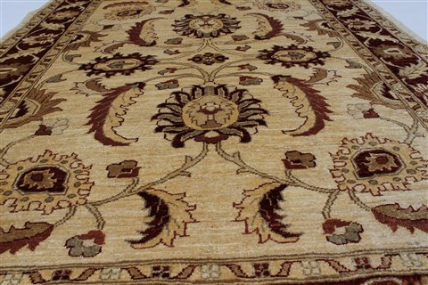 Pishavar Beige Hand Knotted 50 X 66 Area Rug 250-27202 Image 4