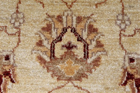 Pishavar Beige Hand Knotted 51 X 60 Area Rug 250-27206 Image 9
