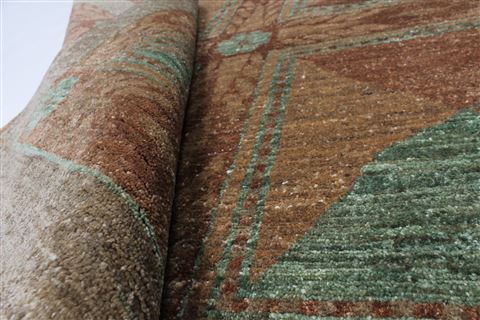 Pishavar Brown Hand Knotted 41 X 56 Area Rug 250-27207 Image 1