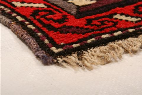 Shirvan Red Hand Knotted 41 X 57 Area Rug 253-27228 Image 1
