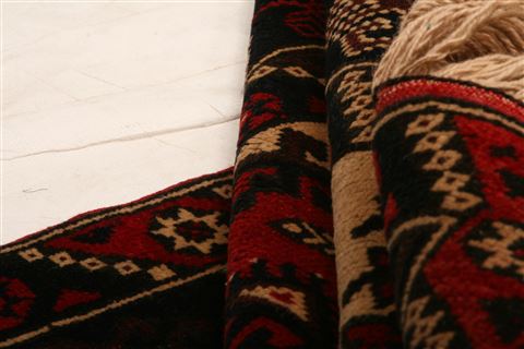 Kazak Red Hand Knotted 39 X 510 Area Rug 100-27230 Image 3