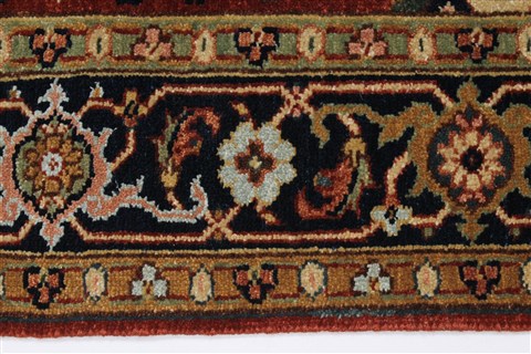 Serapi Brown Hand Knotted 40 X 60 Area Rug 250-27262 Image 5