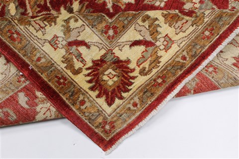Pishavar Beige Hand Knotted 50 X 69 Area Rug 250-27271 Image 2