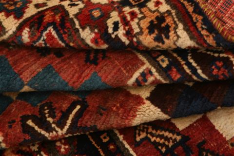 Qashqai Red Hand Knotted 311 X 64 Area Rug 253-27291 Image 4