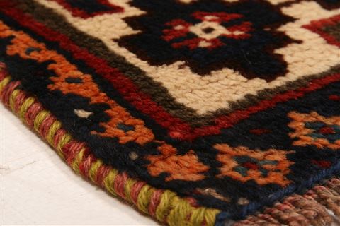 Qashqai Red Hand Knotted 311 X 64 Area Rug 253-27291 Image 7