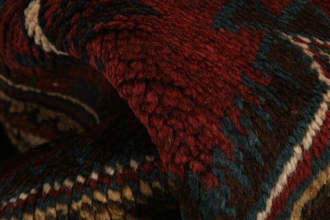 Shiraz Red Hand Knotted 38 X 49 Area Rug 253-27293 Image 2