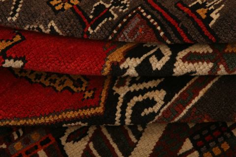 Kazak Red Hand Knotted 41 X 57 Area Rug 253-27315 Image 4