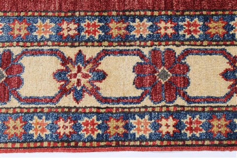 Kazak Red Hand Knotted 42 X 60 Area Rug 250-27325 Image 4