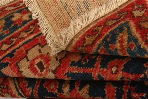 Hamedan Red Hand Knotted 35 X 51 Area Rug 253-27329 Image 4