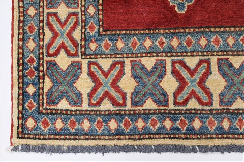 Kazak Red Hand Knotted 37 X 59 Area Rug 250-27353 Image 7