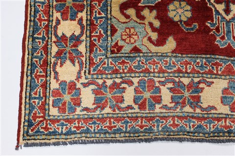 Kazak Red Hand Knotted 37 X 59 Area Rug 250-27355 Image 8