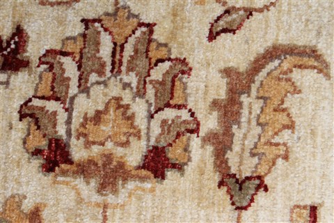 Pishavar Beige Hand Knotted 51 X 60 Area Rug 250-27369 Image 10