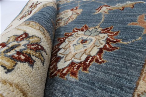 Ziegler Beige Hand Knotted 30 X 53 Area Rug 250-27372 Image 10