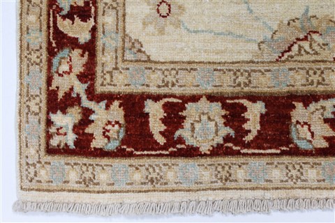 Pishavar Beige Hand Knotted 32 X 49 Area Rug 250-27375 Image 7