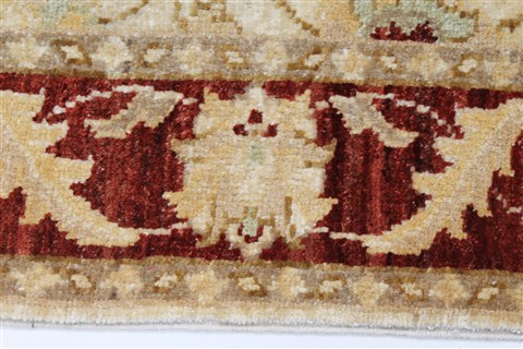 Pishavar Beige Hand Knotted 34 X 45 Area Rug 250-27378 Image 5