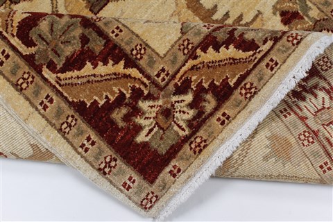 Pishavar Beige Hand Knotted 34 X 49 Area Rug 250-27381 Image 1