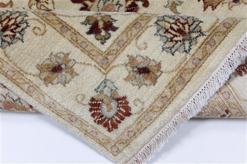 Ziegler Beige Hand Knotted 30 X 53 Area Rug 250-27386 Image 1