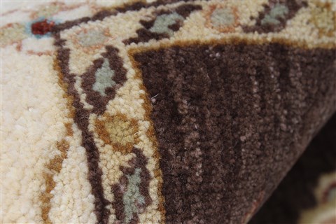 Ziegler Beige Hand Knotted 30 X 54 Area Rug 250-27387 Image 11